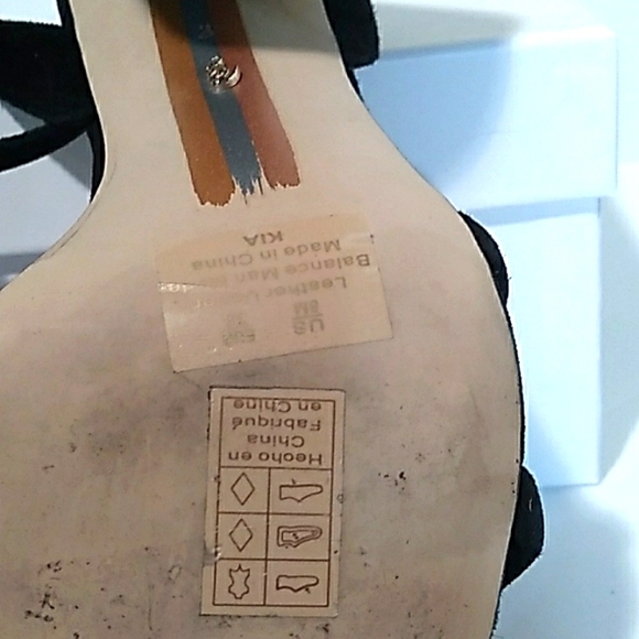 Sam Edelman KIA Leather Strappy Sandal with Block Heel. SEXY & COMFY! - Picture 10 of 11